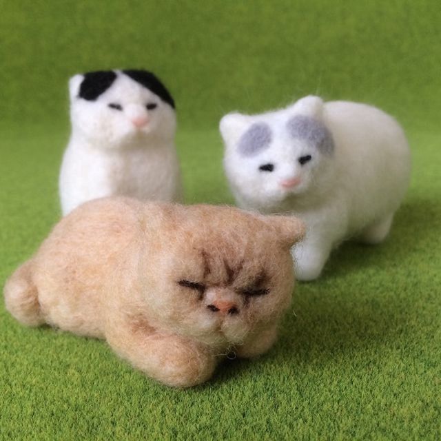 フェルトでできた猫