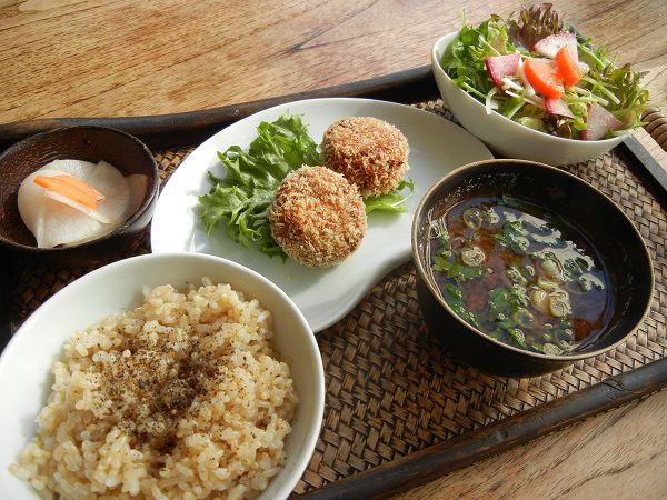 お豆のコロッケご飯セット