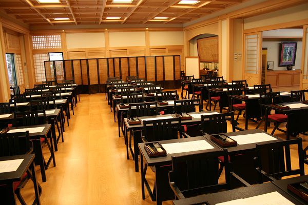 「写経と仏典に親しむ会」会場の様子