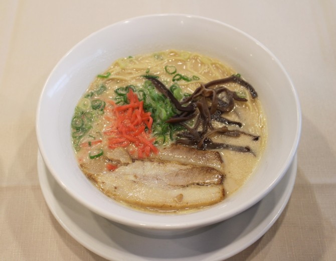 博多風とんこつラーメン699円 博多風とんこつラーメン699円